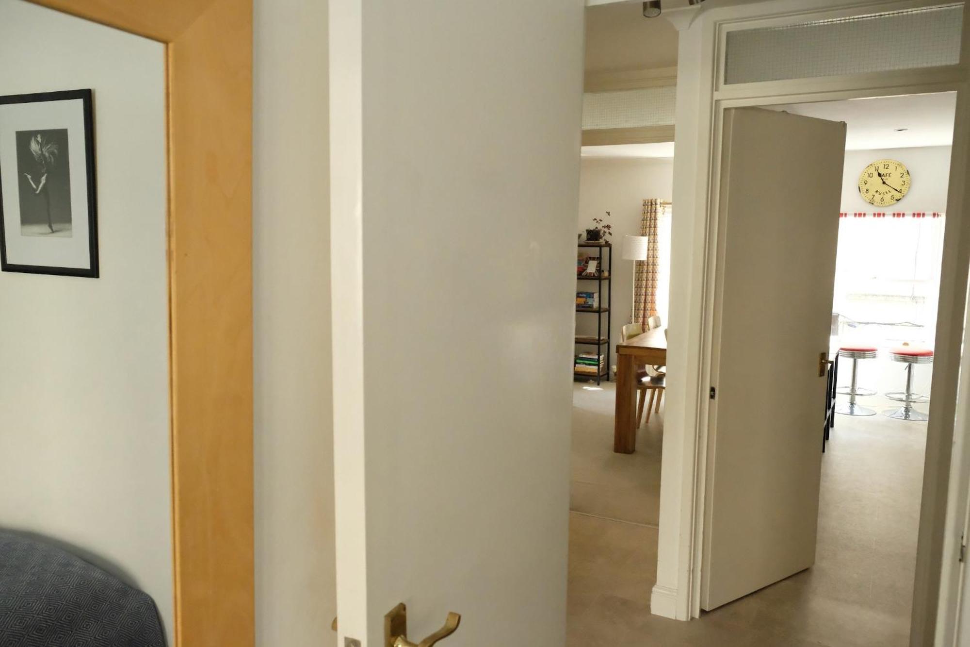 Spacious City Centre Apartment Бат Экстерьер фото